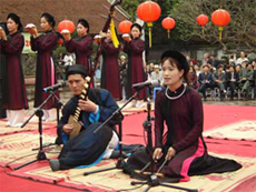 Ha Noi to hold ca tru singing festival at Temple of Literature</b><br><i> December 18, 2012